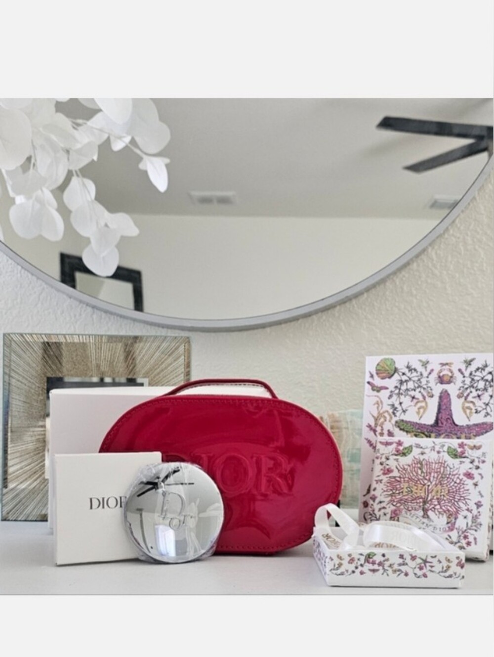 Dior-" Limited Edition " Patent Leather Travel Vanity Beauty Bundle  ❤️